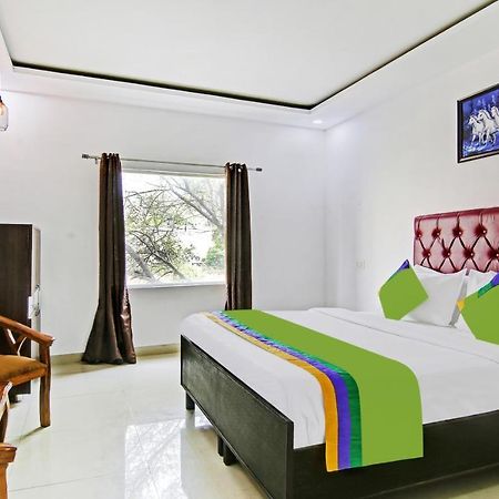 Treebo Royal Empire Adarsh Nagar, Chandigarh Hotel Eksteriør billede
