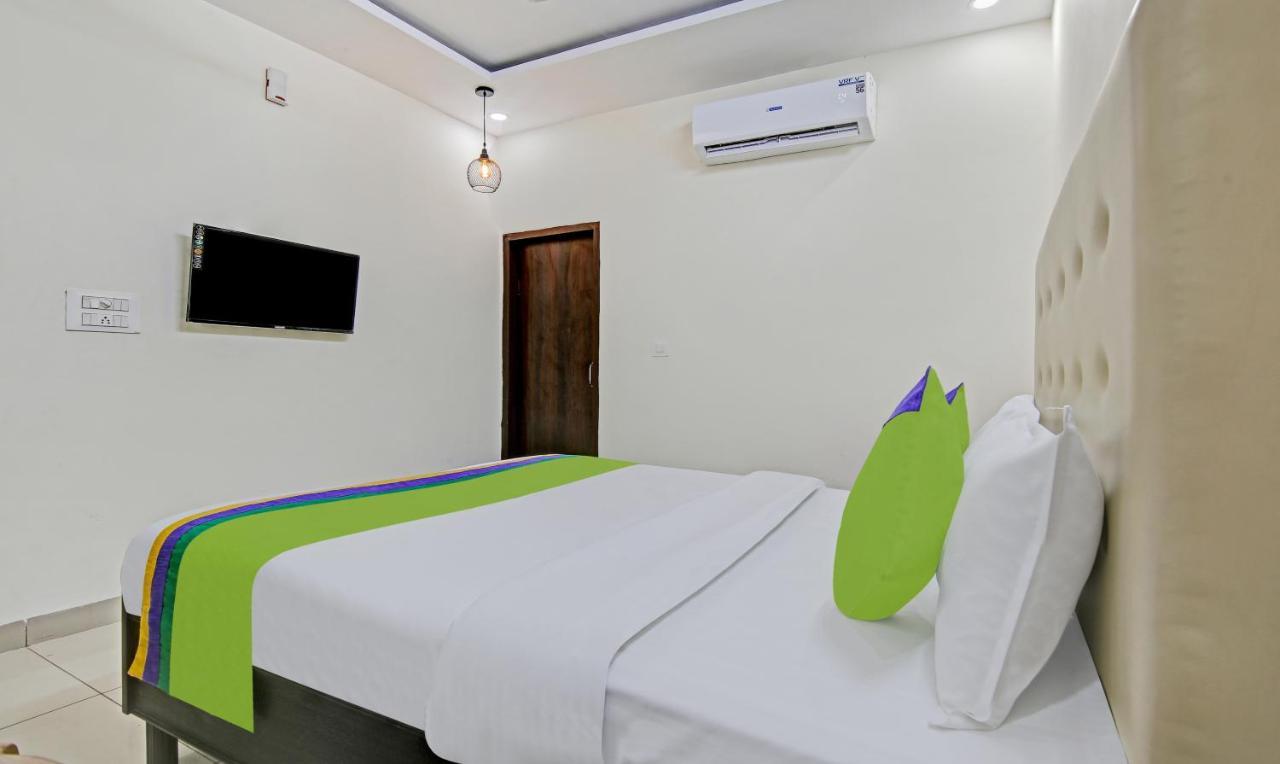 Treebo Royal Empire Adarsh Nagar, Chandigarh Hotel Eksteriør billede