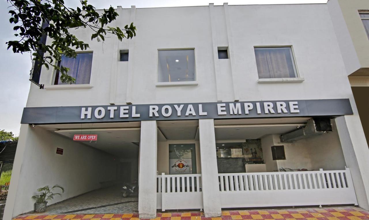 Treebo Royal Empire Adarsh Nagar, Chandigarh Hotel Eksteriør billede